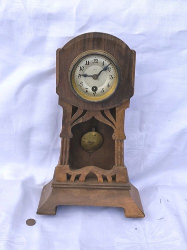 Alte holz tischuhr junghans - tischuhr,